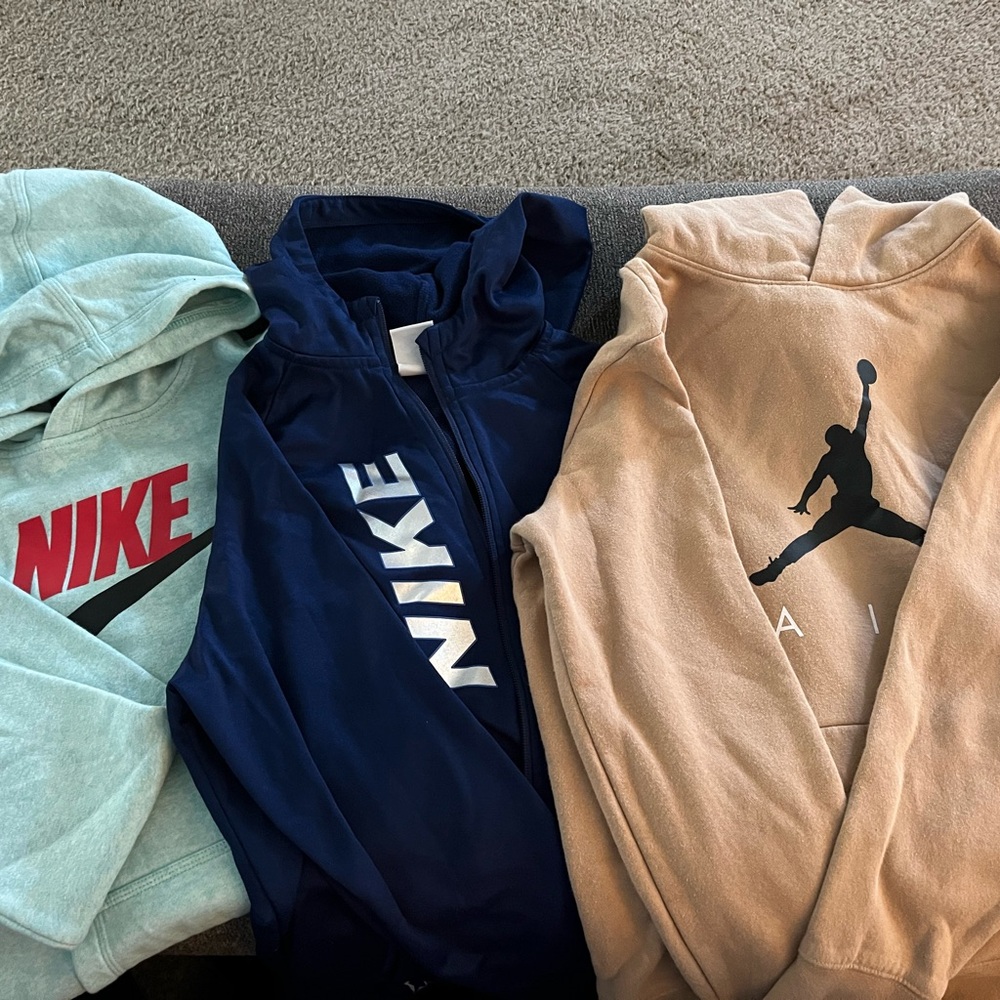 Nike Lot